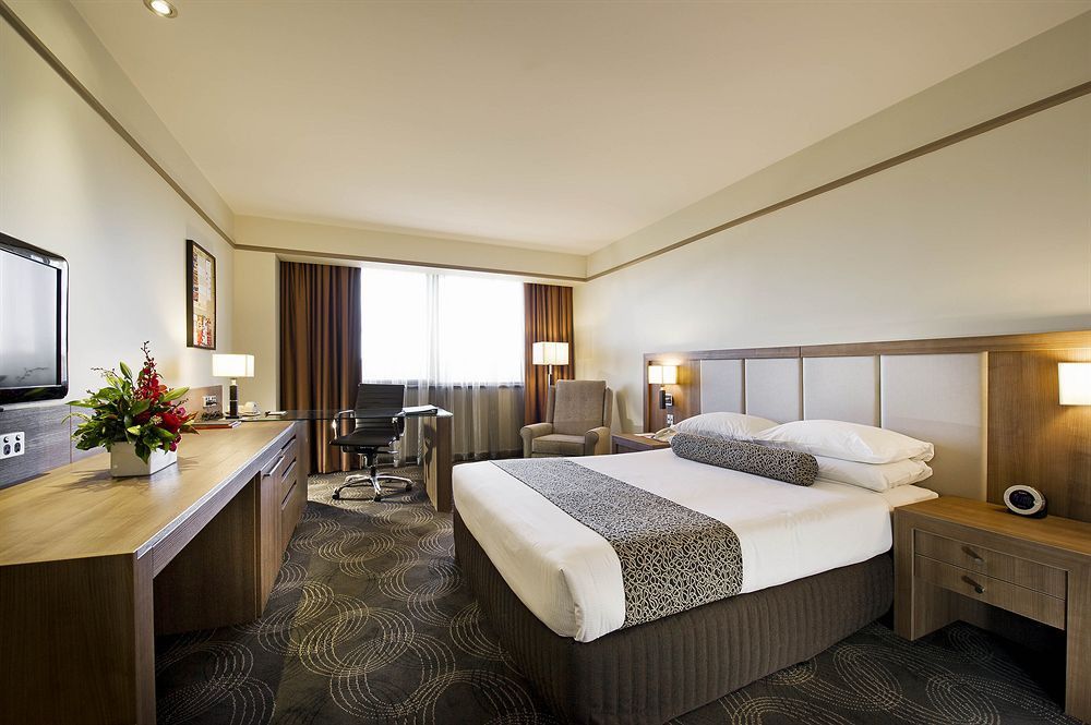 스탬퍼드 플라자 애들레이드 호텔 외부 사진 A room at the hotel